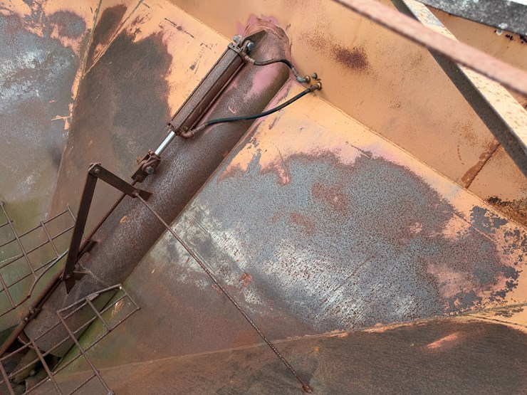 #41024-•-dennis-grain-cart-image-40