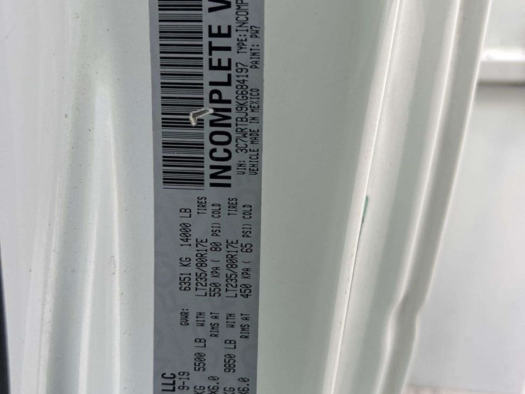 2019-dodge-3500-image-5