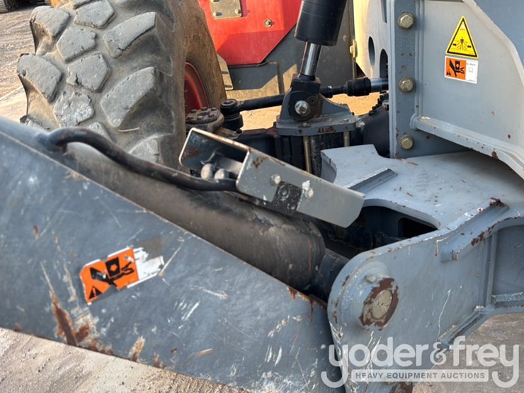 2018-skyjack-sj1056-image-19