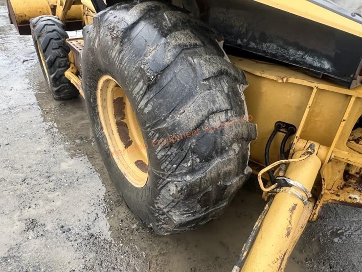 caterpillar-416b-image-12