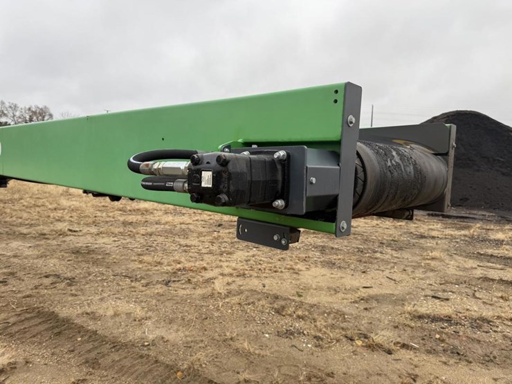 #1196-•-2021-terex-tc80-tracked-conveyor-image-40