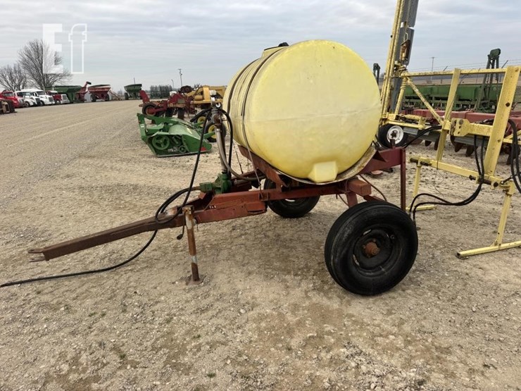 sprayer-trailer-pump-and-tank-56-image-1
