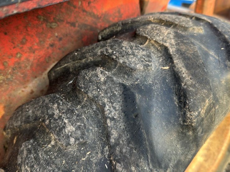 #1155-•-gehl-skid-steer-image-22