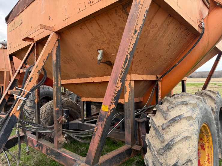 #41024-•-dennis-grain-cart-image-22