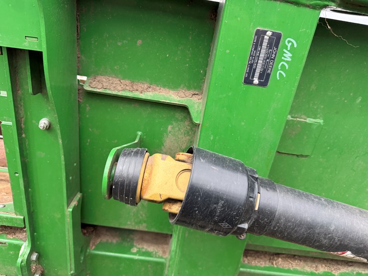 john-deere-c8r-image-10