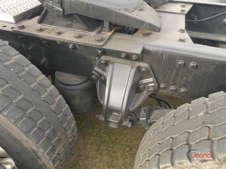 2018-kenworth-t880-image-6