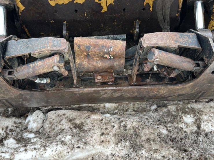 2013-caterpillar-279c-image-35