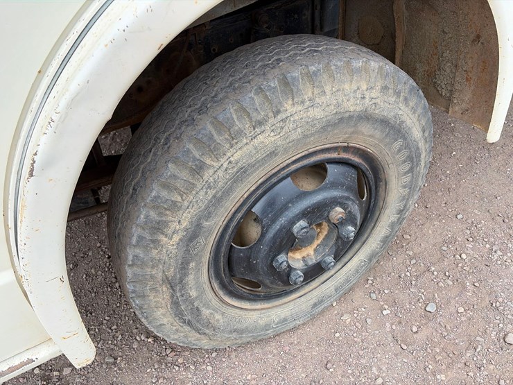 1979-ford-c600-image-23