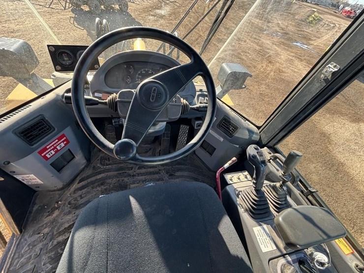 2007-komatsu-wa200-5-image-29