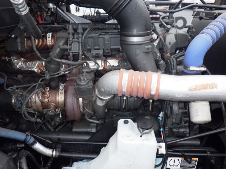 2024-kenworth-t680-image-27