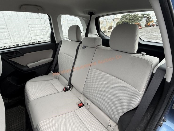 2015-subaru-forester-image-33