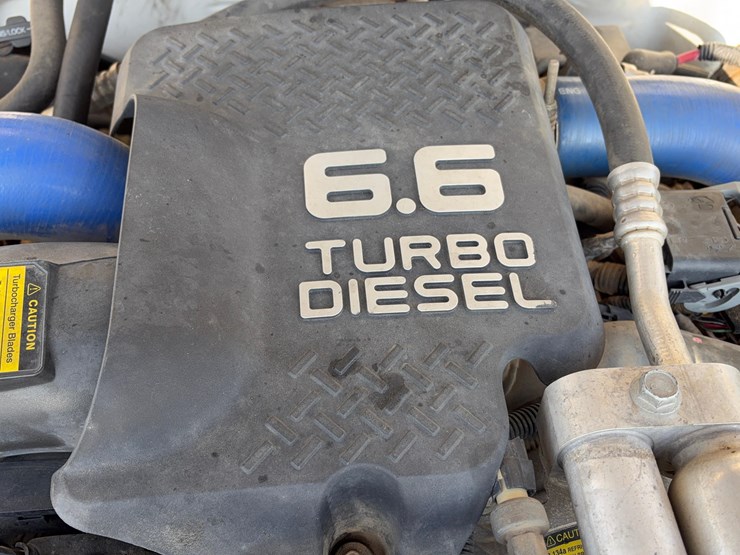 2001-chevrolet-c3500-image-29