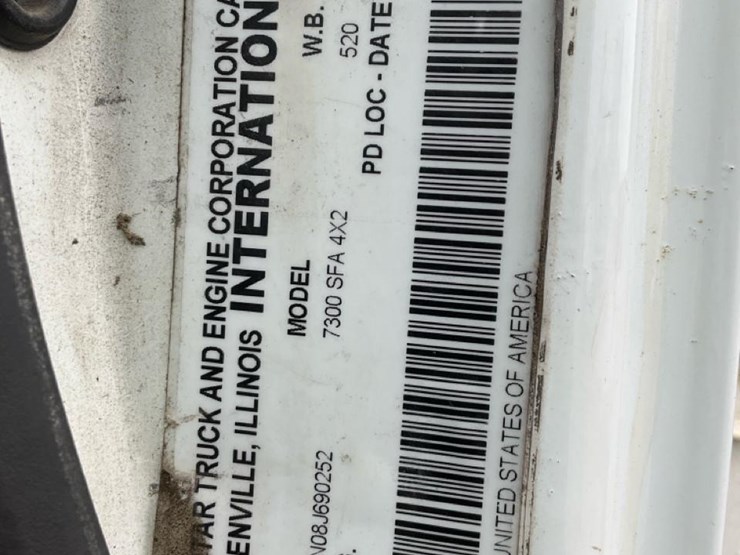 2014-international-7300-image-9
