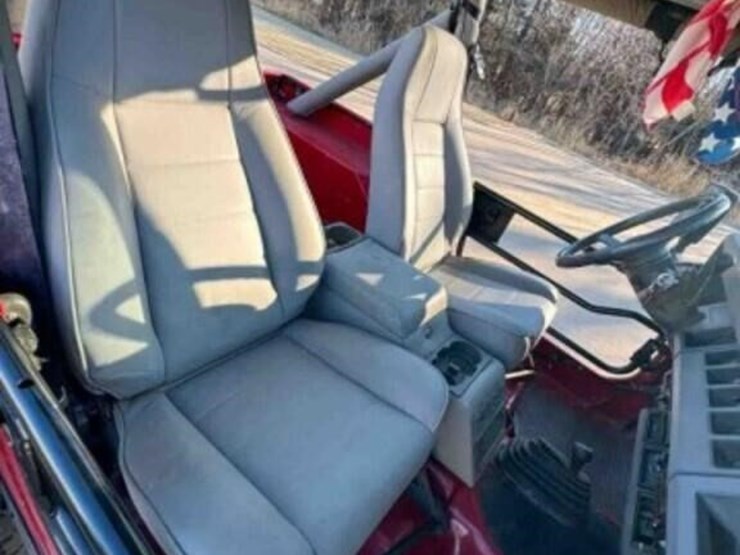 1990-jeep-wrangler-image-13