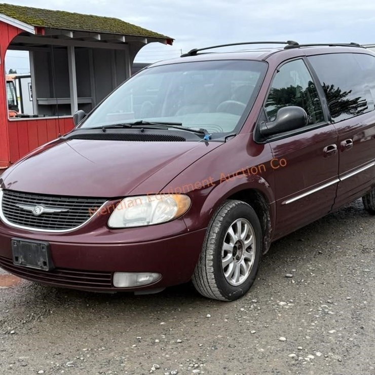 2002 CHRYSLER TOWN & COUNTRY