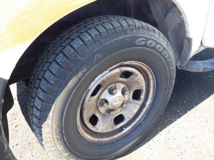 2016-dodge-1500-image-13