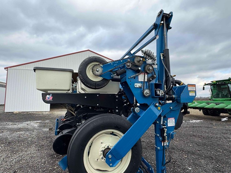 kinze-3600-image-27