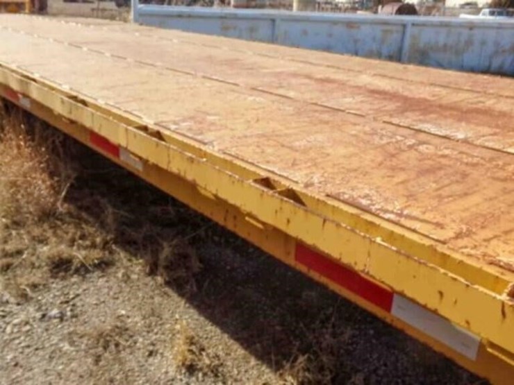 1998-neville-trailer-image-4