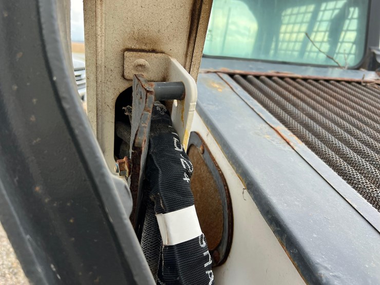 2021-bobcat-s66-image-44