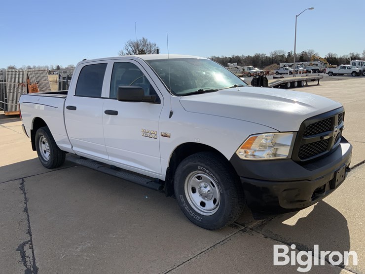 2017-dodge-1500-image-3