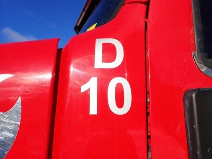 2016-peterbilt-567-image-9