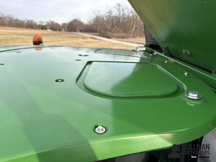 2013-john-deere-s690-image-15