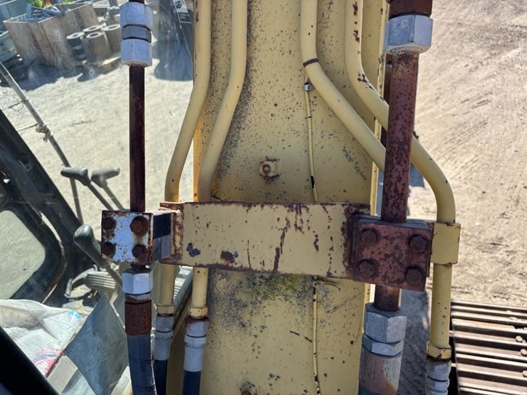 komatsu-pc60-7-image-37