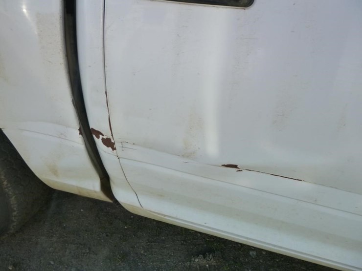 2014-dodge-1500-image-18