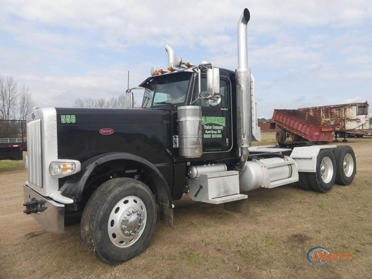 2020-peterbilt-389-image-22