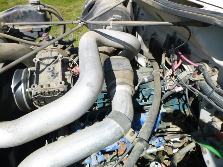 1995-international-4700-image-27