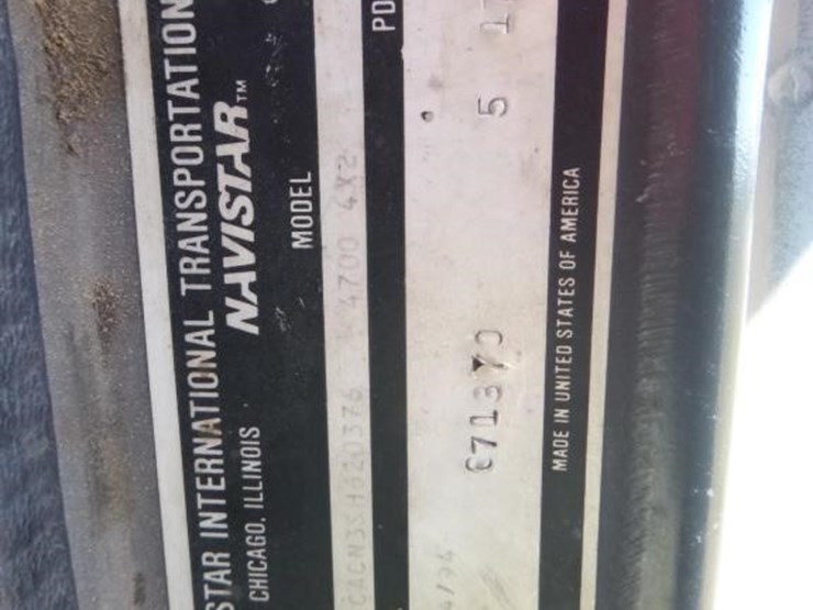 1995-international-4700-image-34