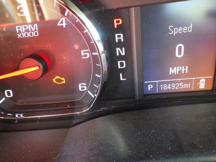 2017-chevrolet-1500-image-14