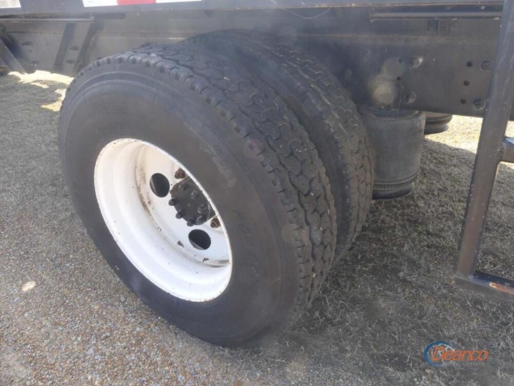 2006-international-durastar-4300-image-6