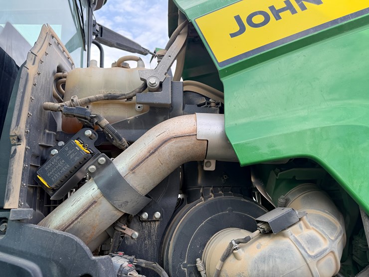 2023-john-deere-8r-310-image-57