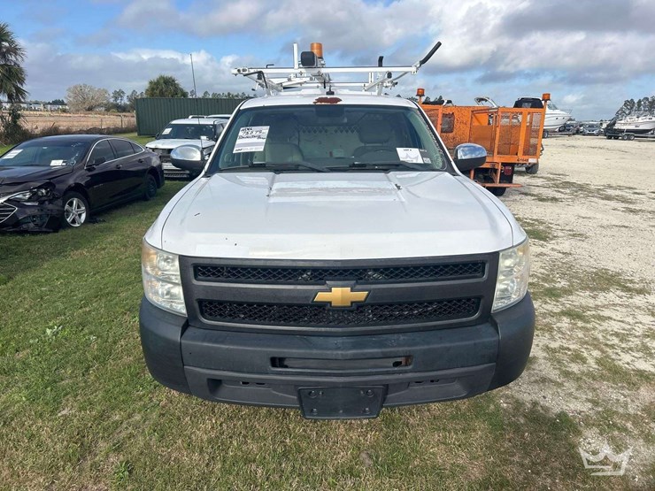 2012-chevrolet-silverado-1500-hybrid-image-24