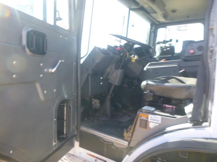 2014-mack-mru600-image-12