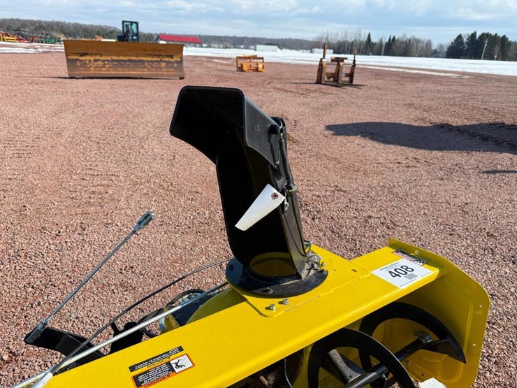 2022-john-deere-44-image-13