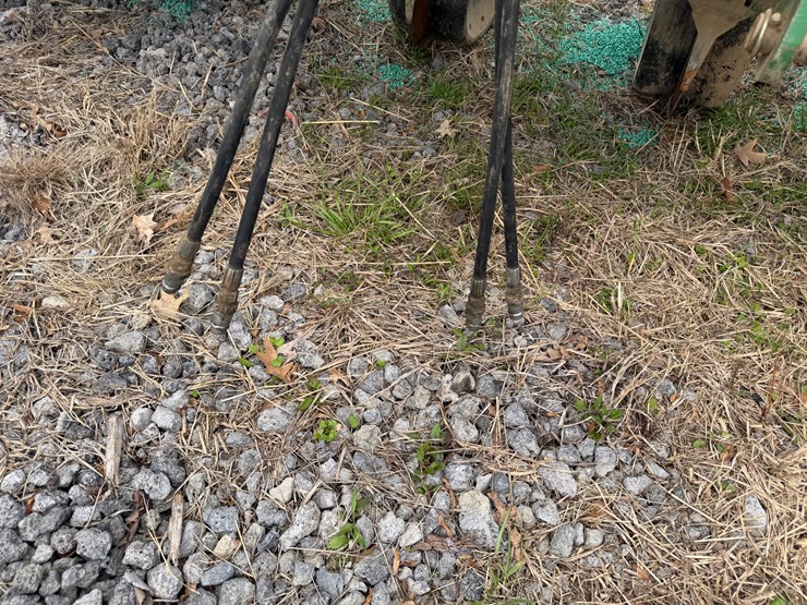 john-deere-12-image-66