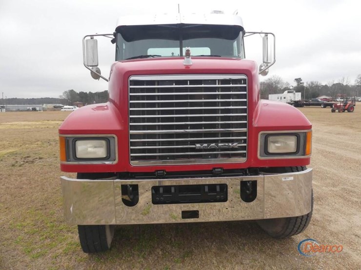 2012-mack-chu613-truck-tractor,-s/n-1m1an09y9cm008352:-mack-mp8-eng.,-eaton-13-sp.,-wet-line,-air-brakes,-air-ride-cab,-camelback-susp.,-sliding-5th-wheel,-dual-stacks,-24.5-tires,-59k-mi.-image-10