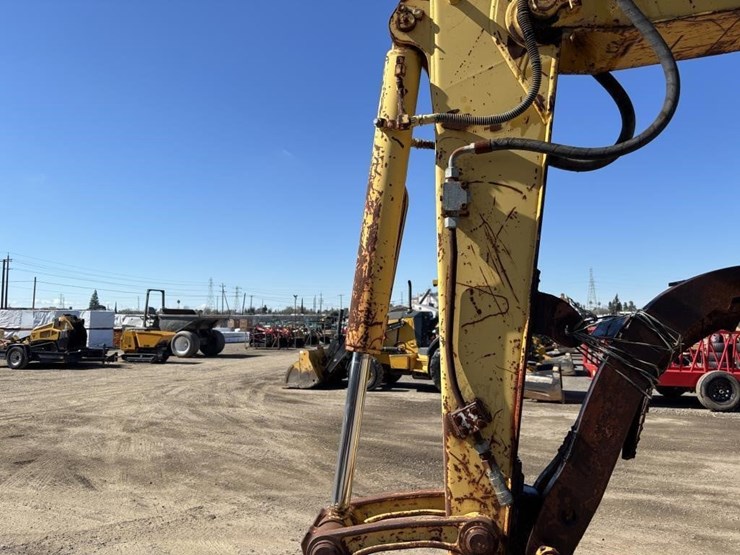 komatsu-pc60-7-image-14