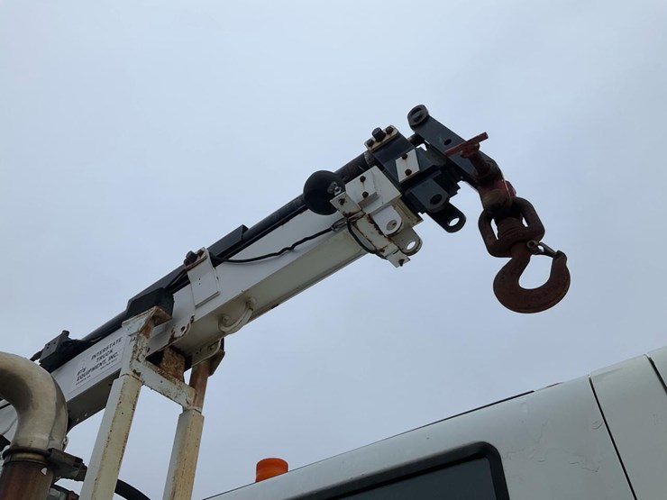 2014-international-7300-image-84