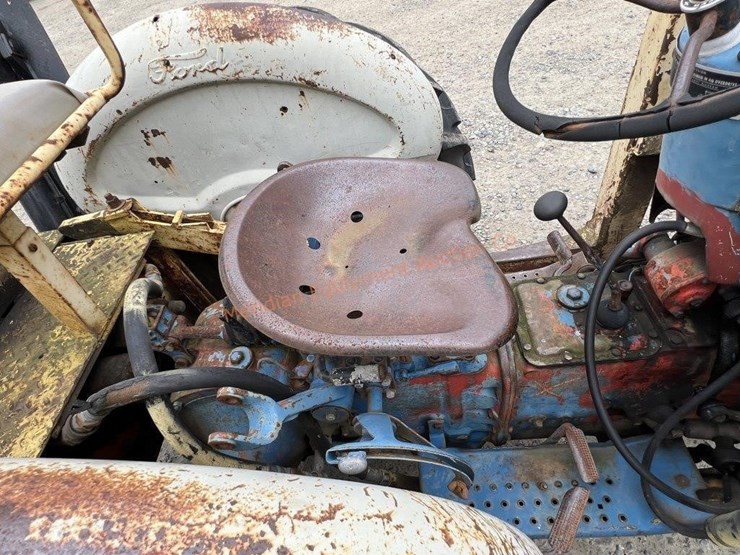 ford-tractor-image-15