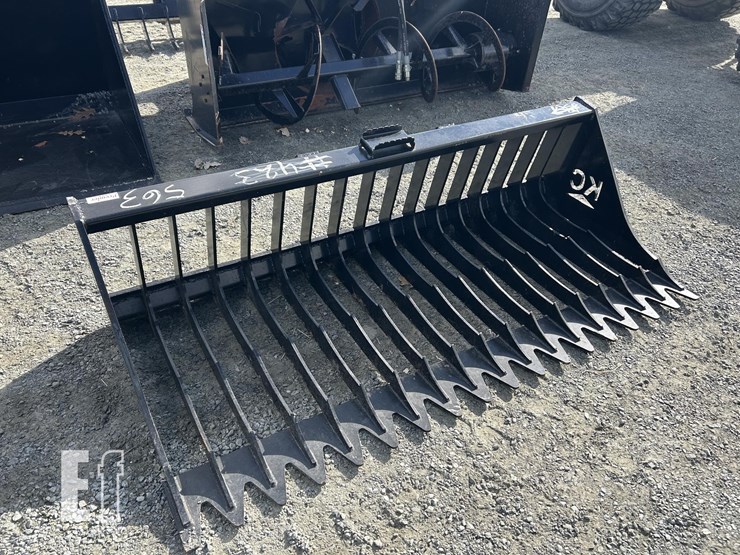 76"-hd-rock-bucket-image-1