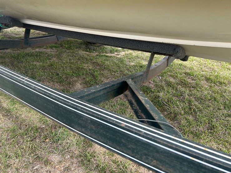 1996-vip-18'-ski-boat-image-24