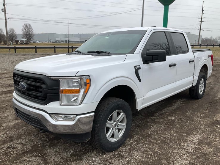 2021-ford-f150-xl-image-1