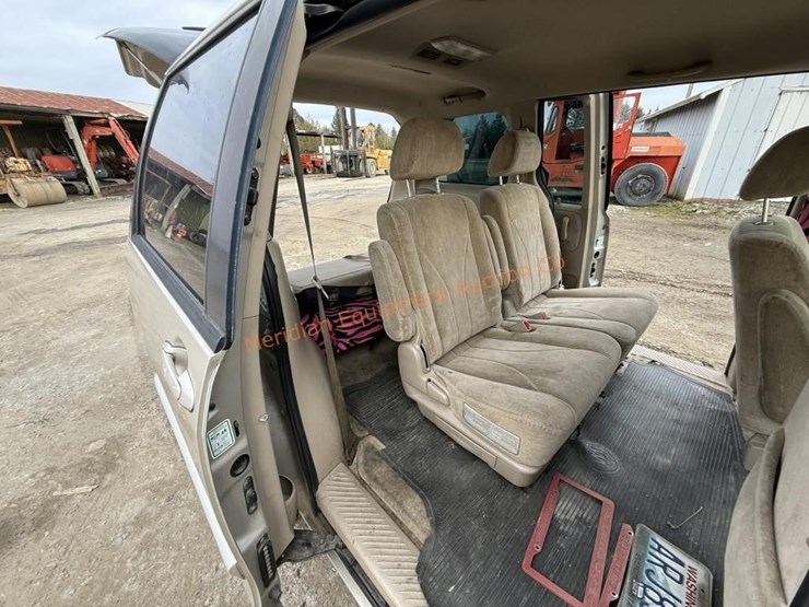 2000-mazda-mpv-image-10