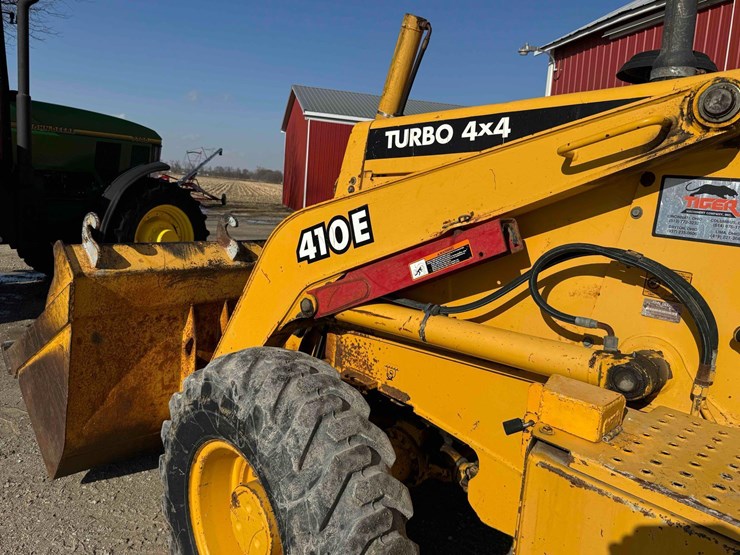 deere-410e-image-11