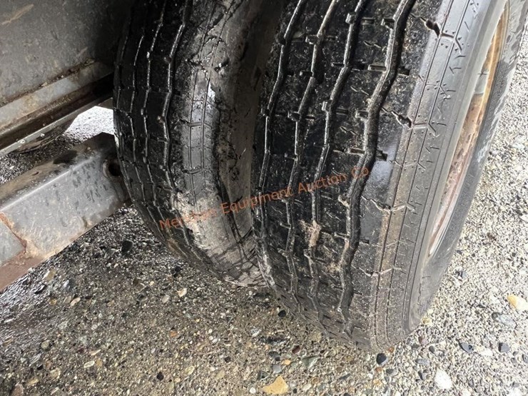 2003-titan-trailer-image-15