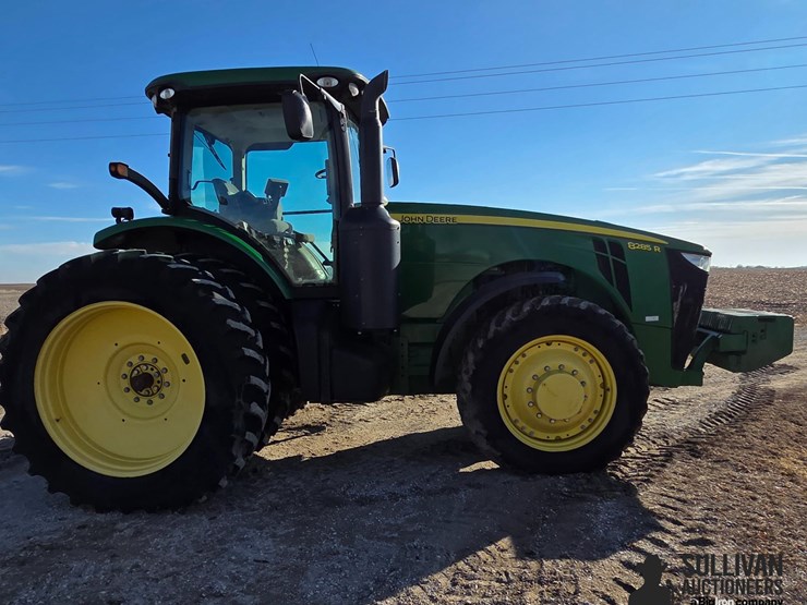 2013-john-deere-8285r-image-4