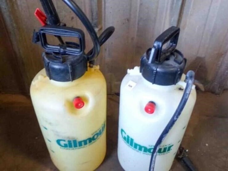 2-hand-held-sprayers-image-1
